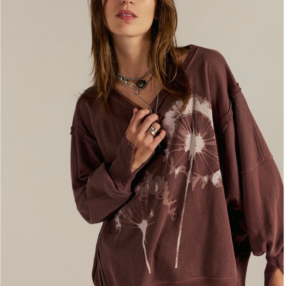 We the Free Graphic Camden Sweatshirt- Dandelion Combo - Picture 3 of 10